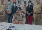 ग्रेटर नोएडा में लिफ्ट देकर लूट करने वाला गैंग गिरफ्तार, 20 मोबाइल और दो कार बरामद