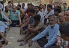 नोएडा में बिजली संकट पर बवाल, लोगों का फूटा गुस्सा; सेक्टर-65 बिजली घर पर प्रदर्शन