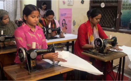 मदर्स डे पर इंटरनल एनर्जी फाउंडेशन की खास पहल, नोएडा में निराश्रित महिलाओं को दिए गए आत्मनिर्भर बनने के टिप्स