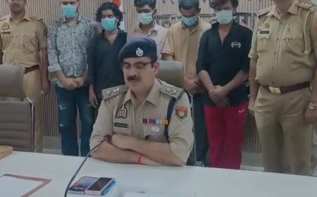 ग्रेटर नोएडा में लिफ्ट देकर लूट करने वाला गैंग गिरफ्तार, 20 मोबाइल और दो कार बरामद