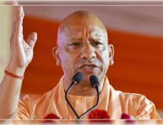 योगी सरकार की नई डेयरी क्रांति, गांव की महिलाएं अब मोबाइल से संभालेंगी करोड़ों का कारोबार
