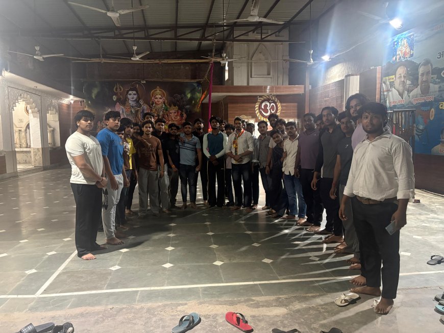 गाजियाबाद के बेह्रामपुर में गूंजा हनुमान चालीसा पाठ, भक्तिमय हुआ चामंड मंदिर परिसर