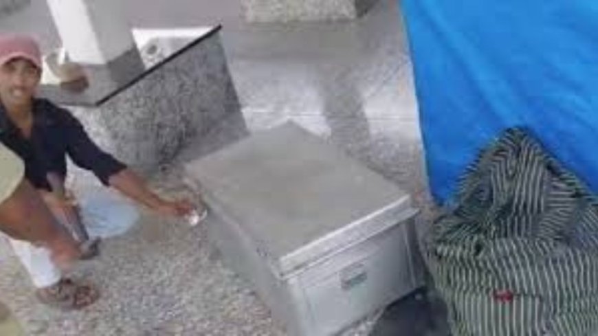 लखनऊ स्टेशन पर बक्से में मिली युवती की सिर कटी लाश,  मचा हड़कंप