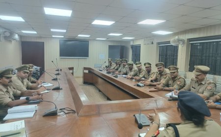 पुलिस कमिश्नरेट गौतमबुद्धनगर लक्ष्मी सिंह के निर्देशानुसार डीसीपी नोएडा साद मियां खान के पर्यवेक्षण में एडीसीपी नोएडा मनीषा सिंह द्वारा नोएडा जोन के सभी उपनिरीक्षकों से की गोष्ठी दिये निर्देश