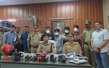 थाना नॉलेजपार्क पुलिस द्वारा अवैध नशीले पदार्थ की तस्करी करने वाले 04 अभियुक्त गिरफ्तार