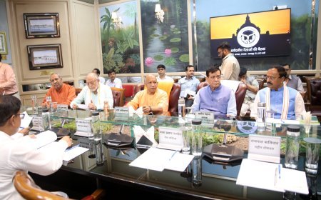 जनहित से जुड़े हर मुद्दे को सदन में रखें जनप्रतिनिधि: मुख्यमंत्री योगी आदित्यनाथ ने विधान भवन में सर्वदलीय बैठक को किया संबोधित सीएम की सभी राजनीतिक दलों से अपील, प्रदेश के विकास के लिए करें स्वस्थ चर्चा