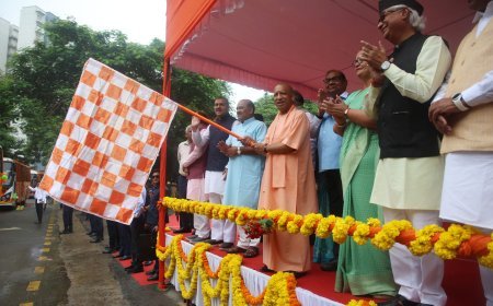‘लोकमाता अहिल्याबाई मातृशक्ति यात्रा’ का शुभारंभ कर सीएम योगी आदित्यनाथ ने विशेष बसों को झंडी दिखाकर रवाना किया