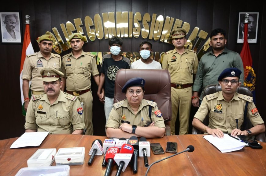 थाना एक्सप्रेस वे पुलिस द्वारा मोबाइल फोन/चैन स्नैचिंग करने वाले 02 अभियुक्त गिरफ्तार, कब्जे से अवैध शस्त्र व  03 मोबाइल फोन भिन्न-भिन्न कंपनी के, 01 मो0साइकिल (घटना में प्रयुक्त), 02 पीली धातु की चैन व 14500/- रुपये नकद बरामद