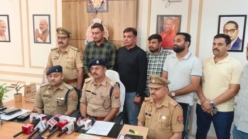 थाना सेक्टर-39 पुलिस द्वारा पुलिस मुठभेड़ के दौरान 02 शातिर अभियुक्त गिरफ्तार, कब्जे से अवैध शस्त्र, चेन स्नेचिंग से संबंधित ₹2,19,000/- नकद, घटना में प्रयुक्त चोरी की मोटरसाइकिल बरामद।